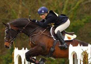 Laura Collett